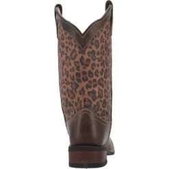 Laredo Ladies Astras Cheetah Print Square Toe Tan Western Boots 5890 -Ariat Store 01 5890 BN106 big 16e56c28 cd4c 4757 85b3 b67d78d78730