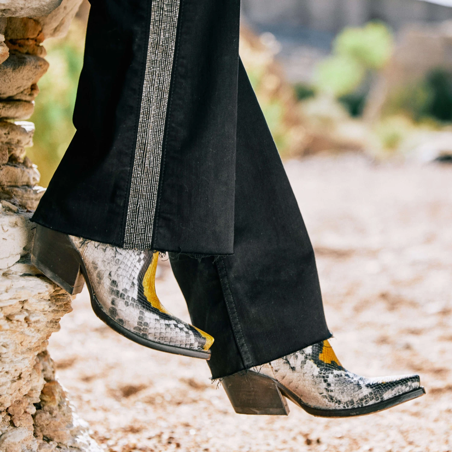 Ariat Ladies Jolene Yellow Snake Snip Toe Boots 10042428 10 Ariat Ladies Jolene Yellow Snake Snip Toe Boots 10042428 - Image 8