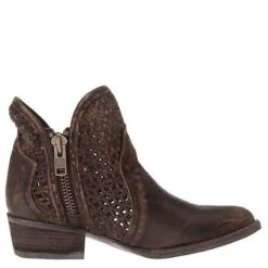 Circle G By Corral Ladies Brown Cutout Shortie Boots Q5019 12 Circle G By Corral Ladies Brown Cutout Shortie Boots Q5019 -Ariat Store 1 cb992d19 ec30 48d8 a66a fec682a39d08