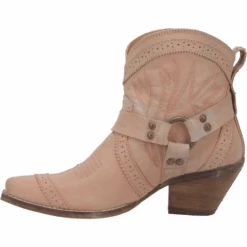 Dingo® Ladies Natural Gummy Bear Western Bootie DI747-WH3 -Ariat Store DI747 WH3 2