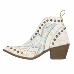 Circle G By Corral Ladies White Studs Booties Q0167 10 Circle G By Corral Ladies White Studs Booties Q0167 -Ariat Store Q0167d