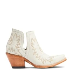 Ariat® Ladies Dixon Blanco Snip Toe Western Booties 10044484 -Ariat Store S23 WMS WEST 10044484 side1 3a5bde0f 080e 4574 86f0 01501b1f94eb